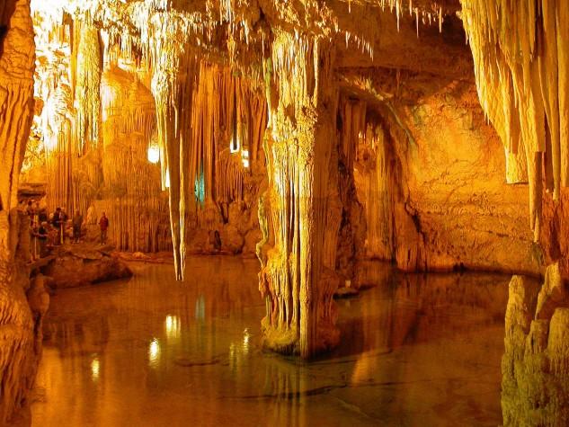 Neptunes cave